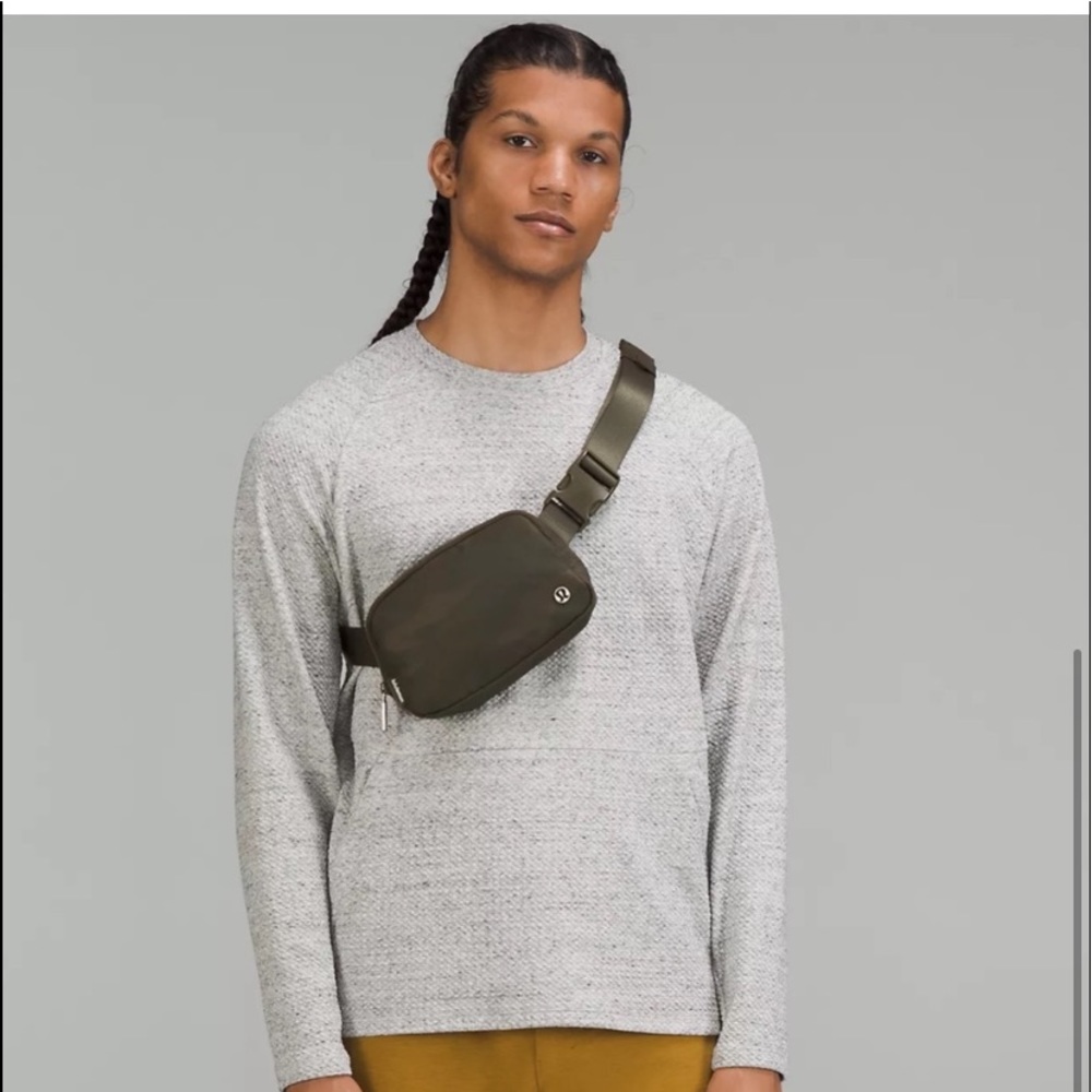 Lululemon Everywhere Belt Bag Camo Crossbody Sling Bag Nwt - Picture 2 of 8